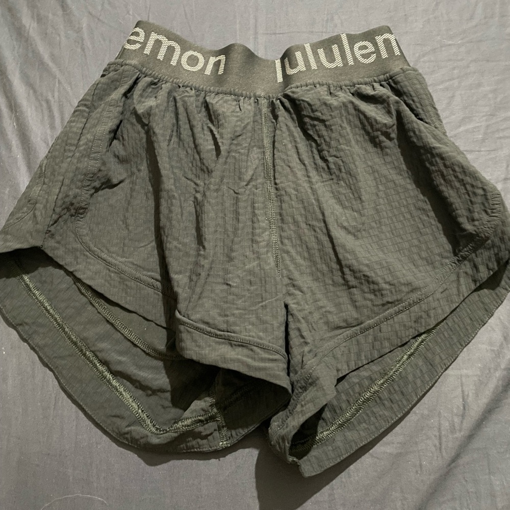 Lululemon Logo Waistband High-Rise Training Short